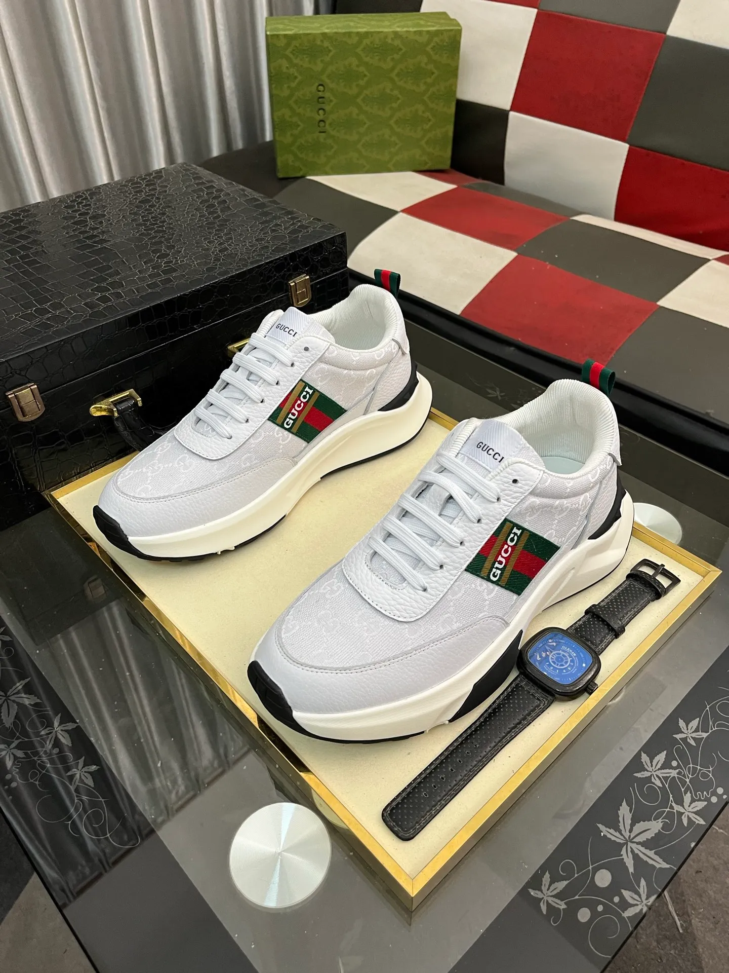 Men's Men's Shoes 💰458 ⌚️⌚️[GUCCI] Gucci men's casual shoes are absolutely popular 🔥The ultimate matching item for trendy men! The charm of super texture is irresistible, the main recommendation, the flower leather color is bright! The upper is made of high-quality brand printed fabric with cowhide, breathable leather lining and wear-resistant rubber sole, noble and elegant! Extremely comfortable🎁🎁You can be as handsome as you want💪 38-445⃣️colors available
